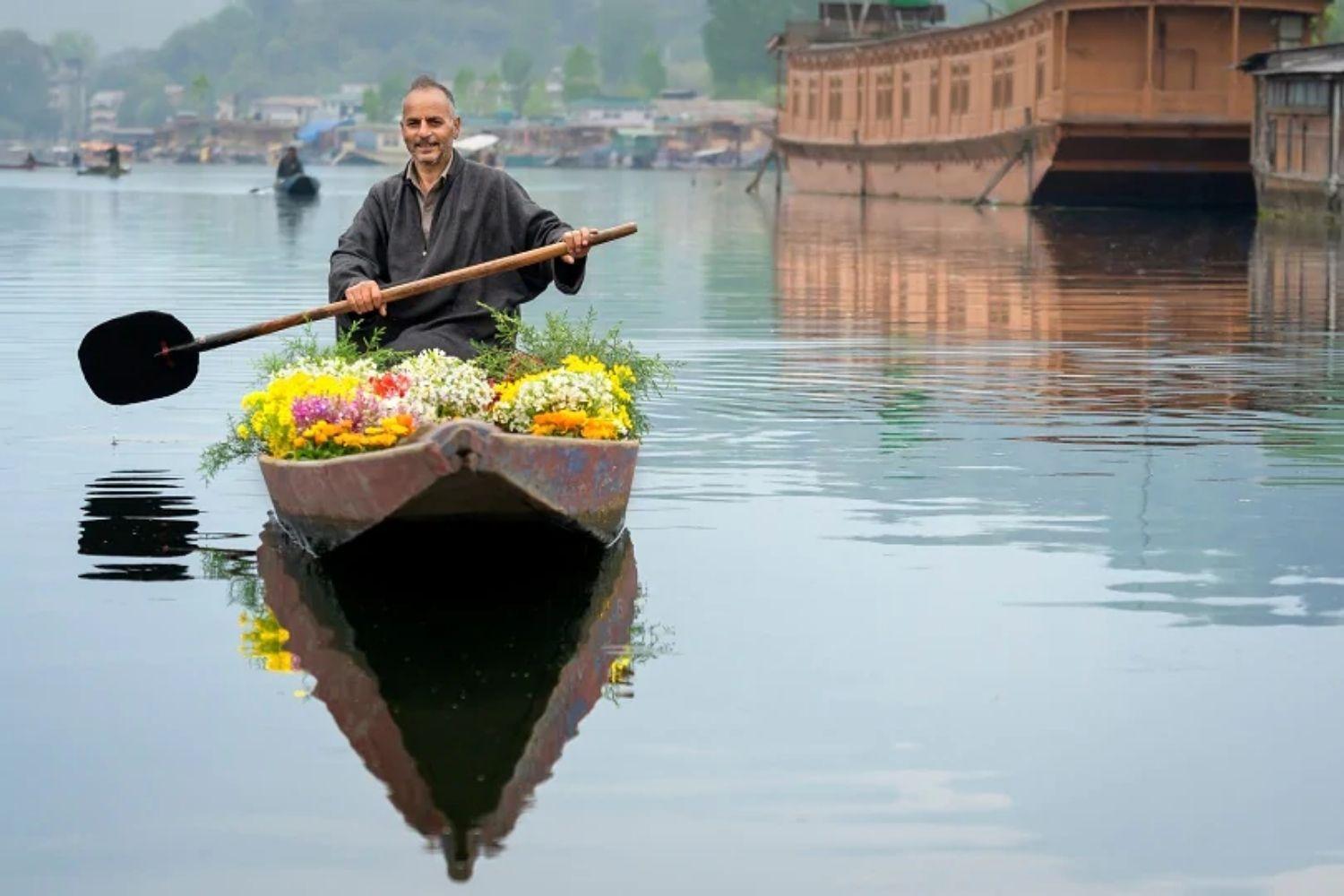 New Heaven Canal Srīnagar Buitenkant foto